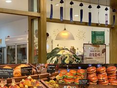 -小飞象面包公社(珠江路金鹰店)