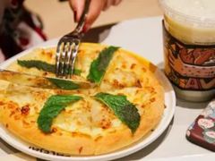 -乐凯撒披萨(东方新世界店)