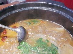 -休记光头香辣蟹干锅(绵竹店)