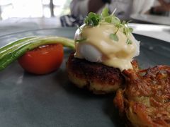 -ROAST coffee & eatery