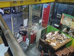 -威邵鸡煲(西华路总店)