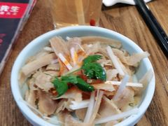 -李先生牛肉面大王(上海站南广场店)