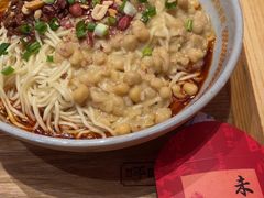 -呼啦面馆·头牌豌杂面(建新东路店)