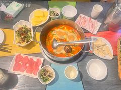 -四季喧黔味豆米火锅(万达广场店)