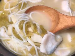 -九锅一堂酸菜鱼(新南凯德直营店)