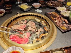 -铭牛烧肉·和牛海鲜自助(高新月牙湖店)