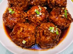 鸭黄狮子头-梅飞酒家(桑园路店)
