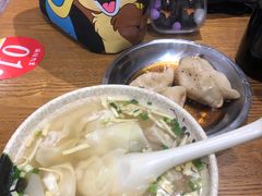 -黄阿姨锅贴大王(万航渡路店)