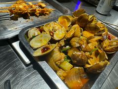 -马路牙子烧烤音乐酒馆(望京店)