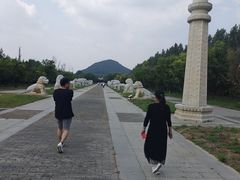 -明鲁王陵