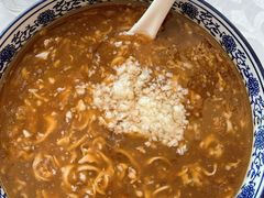 烂蒜肥肠-金蝉食府(维吉奥广场店)