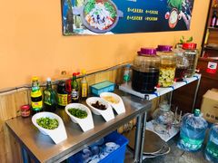 自助小料-抚仙湖生态石锅鱼野生菌(告庄店)