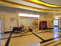 -大光明电影院(南京西路店)