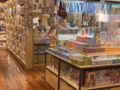 -猫的天空之城概念书店(景德镇陶溪川店)