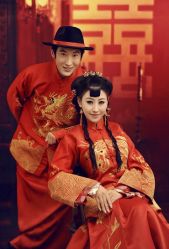 -易摄影婚纱摄影工作室