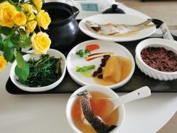 -爱月坊产后护理中心(万达店)