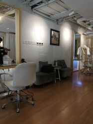 大厅-简法造型·品牌形象店