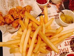 -The Habit Burger Grill 哈比特汉堡(复兴soho店)