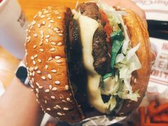 波特菇牛肉特堡-The Habit Burger Grill 哈比特汉堡(复兴soho店)