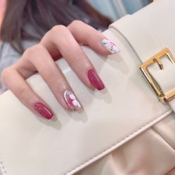-莉娜美睫·穿戴甲