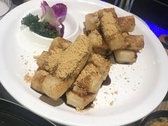 -三人行骨头王火锅(长寿店)