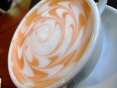 -Chom Cafe and Restaurant