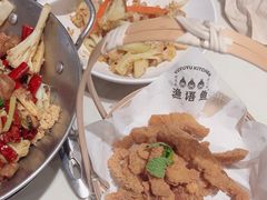 -渔语鱼酸菜鱼新川菜(来福士店)