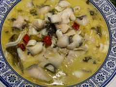 酸菜鱼-嘉逸传菜(洛川东路店)