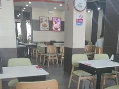 -李先生牛肉面大王(北京站售票厅餐厅)