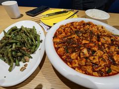 -渝信川菜 · 川味家常菜(财富购物中心店)