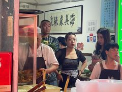 -哈海英麻辣烫(中华西路步行街店)