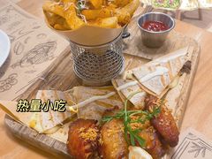 -Mark&Mars Restaurant