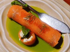 烟熏挪威三文鱼卷配红鱼籽酱-格鲁·秀色Georgia’s Feast