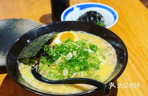 Garlic Pork Bone Ramen