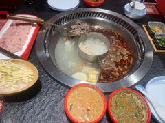 -醉董牛川派鲜肉自选火锅(烟台店)