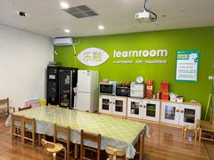 -乐融婴幼儿成长中心(四季青校区)