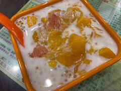 杨枝甘露-顺记冰室(宝华路店)