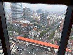 -龙之梦万丽酒店青餐厅