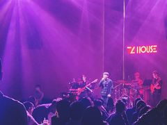 -TZ House音乐现场(来福士中心店)