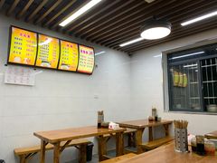 -勤业老杨汤包店(红星新村分店)