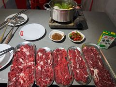 -金龙大四喜牛肉火锅