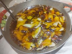 -鑫巴蜀小镇 · 水煮鱼专研店(玉桥店)