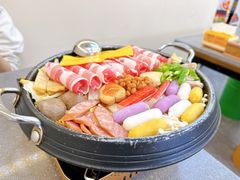 -豚妈妈汤饭·部队锅(南京东路店)