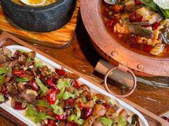 -菌自由丨野生菌火锅特色庭院餐厅(丽江古城店)