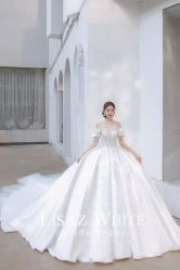 -Renee芮亦婚纱(原丽莎)