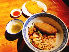 -沪西老弄堂面馆(定西路店)