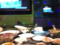 -唯爱KTV聚会餐厅(仙林东城汇店)