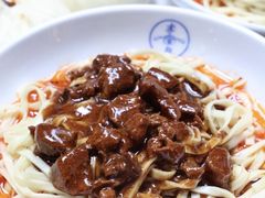 -李与白包子铺(桐梓林店)