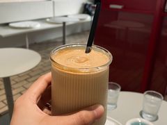 拿铁-UNI UNI(环亚凯瑟琳店)