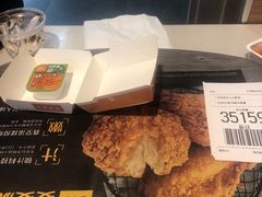 -麦当劳(轻轨曹杨路店)